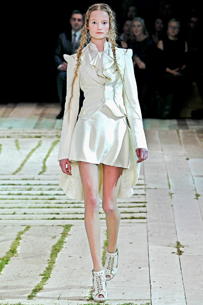 Fashion_Brands_Alexander McQueen_2613 - Paris Fashion Week