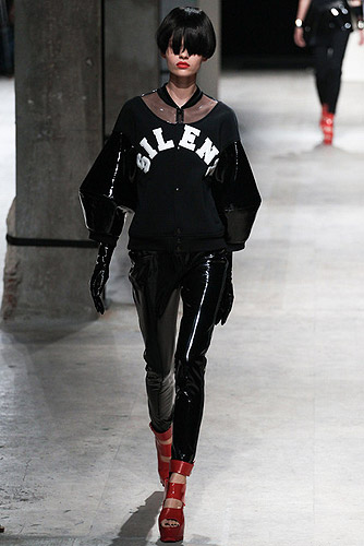 Fashion_Brands_Undercover_8110 - Paris Fashion Week