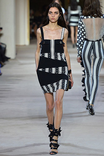 Fashion_Brands_Emanuel Ungaro_9661 - Paris Fashion Week