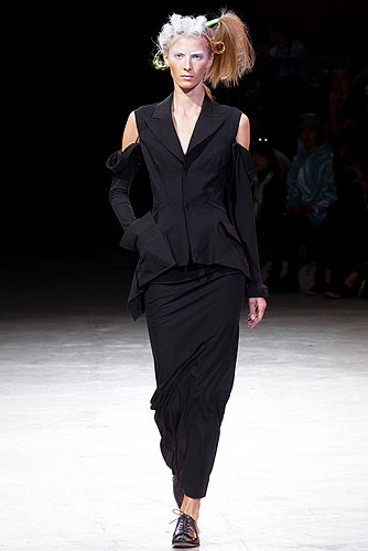 Fashion_Brands_Yohji Yamamoto_12429 - Paris Fashion Week